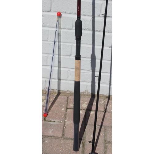 750 - Shimano Symetre 13ft match float rod with bag, a Daiwa Ninja 3.66 feeder rod and 10 Top Pole clear k... 