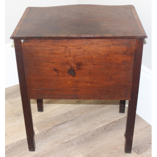 167 - An unusual Georgian Mahogany serpentine baized lined box formed as a 2 drawer chest of drawers, appr... 