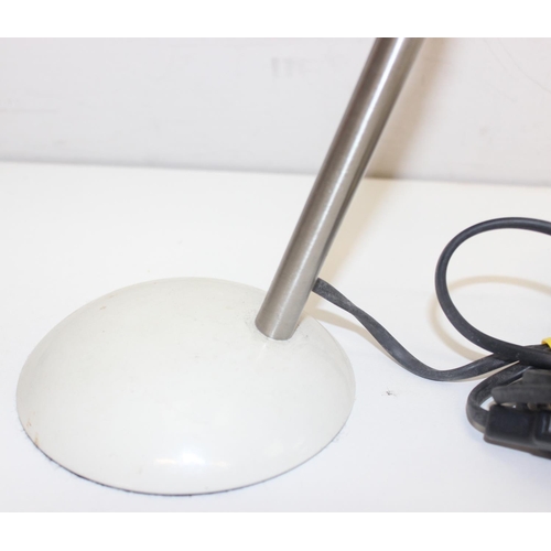 234 - 2 retro style desk lamps to incl a cream coloured flex lamp and a red spherical lamp in metal stand,... 