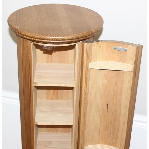 28 - An unusual small round pine 5 drawer chest of drawers, approx 30cm in diameter x 86cm tall