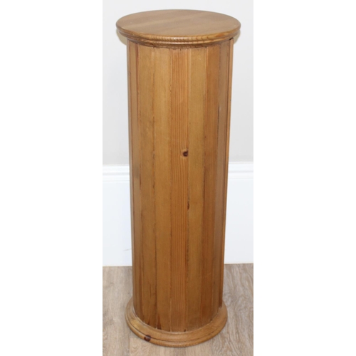 28 - An unusual small round pine 5 drawer chest of drawers, approx 30cm in diameter x 86cm tall