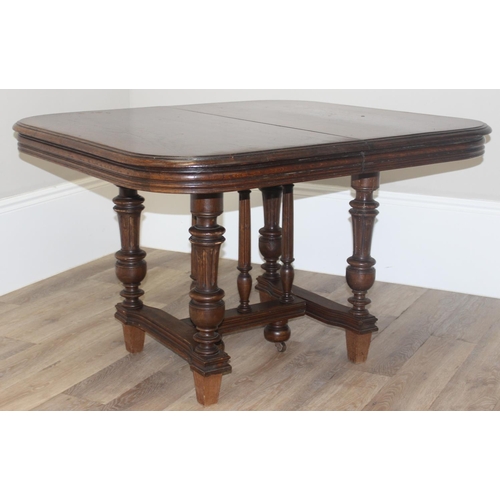 33 - A 19th century dining table, believed to be French oak with reeded legs, approx 112cm wide (extendin... 