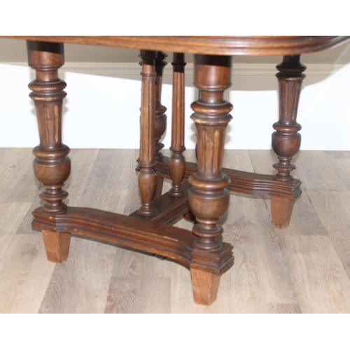 33 - A 19th century dining table, believed to be French oak with reeded legs, approx 112cm wide (extendin... 