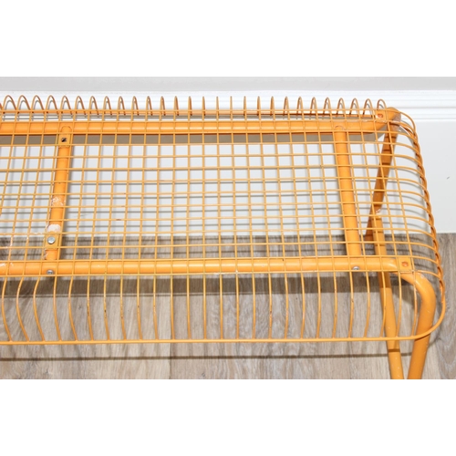 84 - A retro style wirework bench seat in orange, possibly Ikea Vasteron, approx 105cm wide x 40cm deep x... 