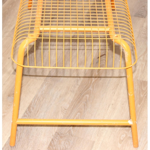 84 - A retro style wirework bench seat in orange, possibly Ikea Vasteron, approx 105cm wide x 40cm deep x... 