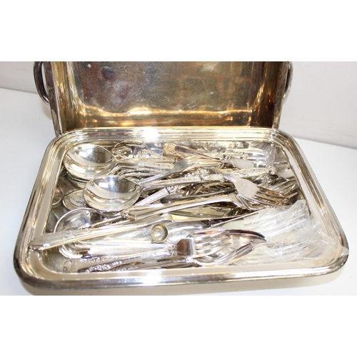 1041 - Qty of assorted vintage silver plated items to inc entree dishes, sauce boats, goblets, cutlery etc,... 