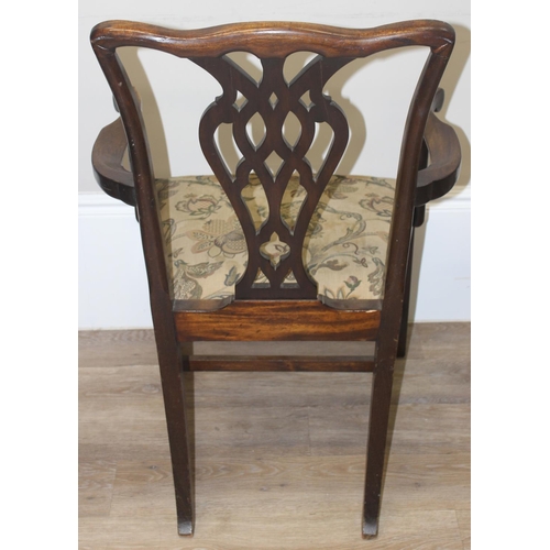 114 - A set of 8 (6 + 2 carvers) 19th century Chippendale style dining chairs with carved slat backs and l... 