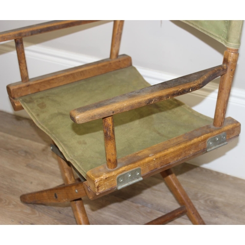 138 - 2 vintage wooden and canvas director's chairs and a homemade pine artists easel (3)