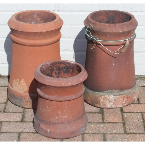 306 - 3 small vintage terracotta chimney pots, ideal garden planters, each approx 46cm tall