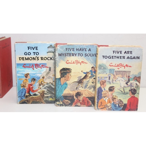 559 - Enid Blyton 