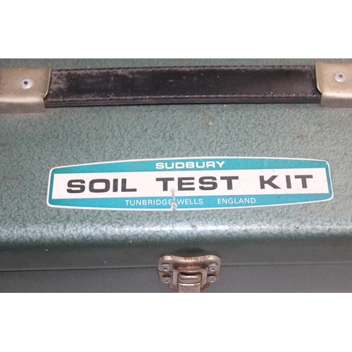 772 - Qty of vintage and other tools to include a Sudbury soil test kit, Stanley Sitemaster and a WWII dat... 