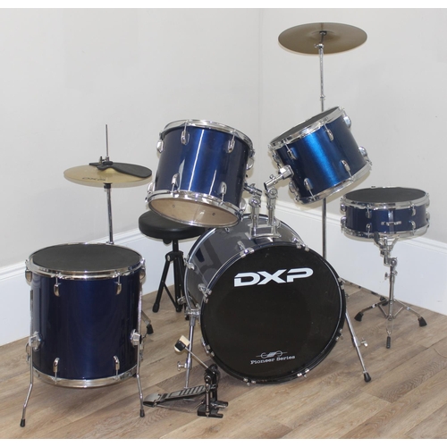 700A - DXP Pioneer series drum kit with 5 drums and 2 symbols