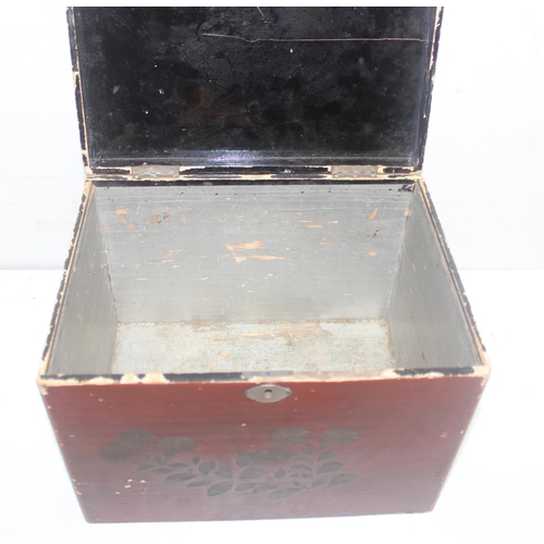 13 - Qty of Oriental and Oriental style items to include a Chinese 3 tier food box and a hand painted red... 