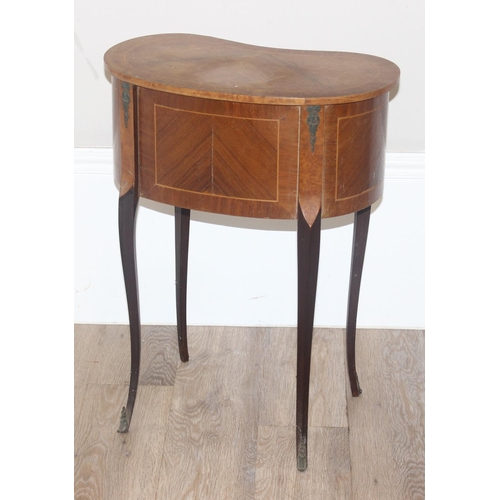 56 - A French kingwood kidney shaped side table with 2 drawers and gilt metal mounts, likely early 20th c... 