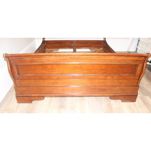 24 - A good quality modern Cherrywood finished sleigh bed frame, seemingly to fit a UK king size mattress... 