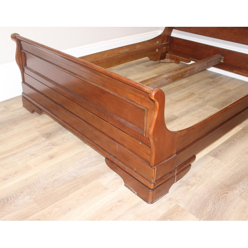 24 - A good quality modern Cherrywood finished sleigh bed frame, seemingly to fit a UK king size mattress... 