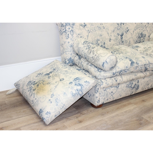 33 - George Smith Furniture, a modern drop end Knole sofa, believed to be the Tiplady range, with blue an... 