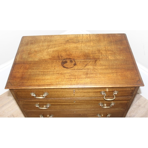 45 - An antique mahogany 4 drawer chest of drawers with brass fittings and oak linings, approx 76cm wide ... 