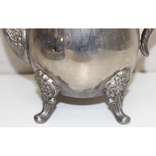 1034 - Qty of silver plate and other metalware to include a serving tray and 12 goblets, approx 5.5kg