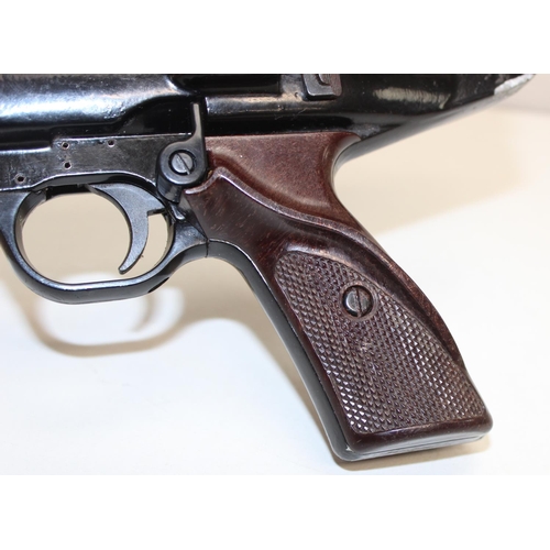 1409 - A vintage Webley Typhoon air pistol