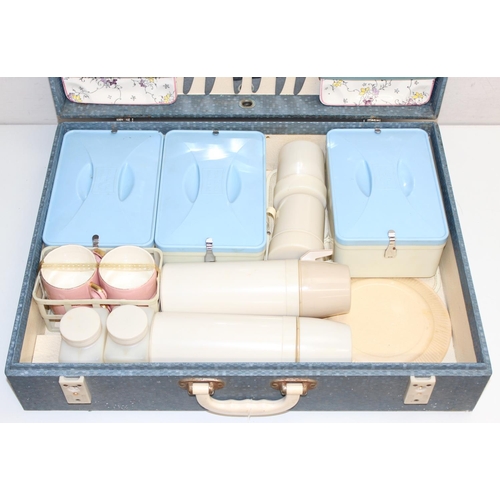 1617 - Vintage Brexton picnic set in case, to incl Thermos flasks, containers, cutlery, cups, bottles etc