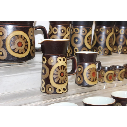 1634 - Vintage Denby Arabesque retro brown part tea and coffee set to include cups, saucers, milk jug and t... 