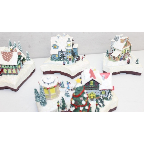 1643 - The Bradford Exchange Limited: My Little Christmas World Collection Christmas Village decorations/or... 