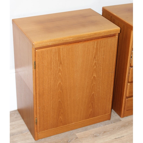 43 - A retro 5 drawer chest of drawers and a matching single door cupboard, seemingly unmarked, the chest... 