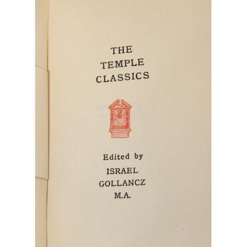 569 - Qty of assorted interesting antique and later books etc to inc, Wood Engravings by Berwick, Explorer... 