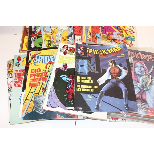 576 - Qty of assorted vintage comic books, mainly Marvel to include Spiderman, Superman, X-Men, Nth Man, e... 