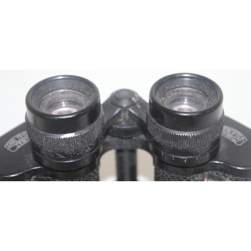 752 - A pair of Carl Zeiss Jena Jenoptem 8x30w binoculars