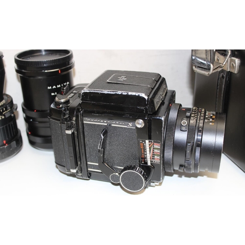 764 - Mamiya RB67 camera in case with 3 lenses to inc a Mamiya Sekor 1:4.5 F=250mm, Mamiya Sekor C 1:4.5 f... 