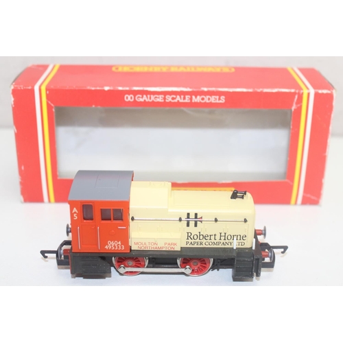 702 - Vintage 1930's Marx tin wind up train and a boxed Hornby R.234 Robert Horne locomotive