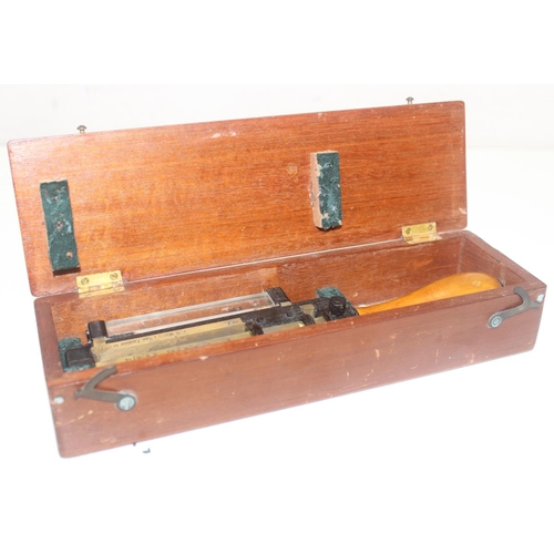 783 - E R Watts & Son of London, A Range finder cotton type MKII in original case No. 1722