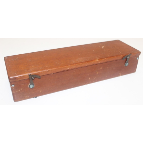 783 - E R Watts & Son of London, A Range finder cotton type MKII in original case No. 1722