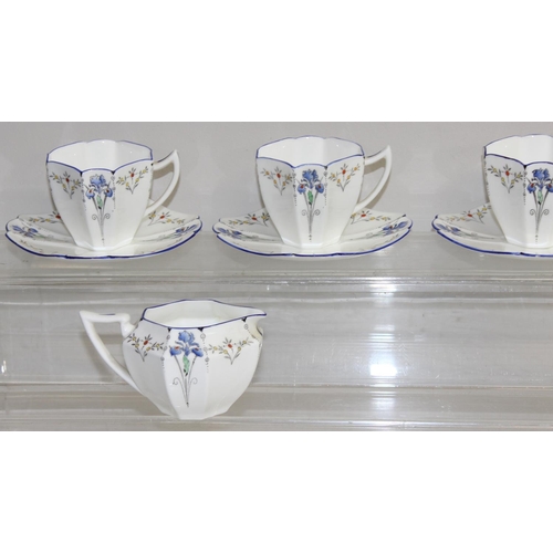 1485 - An early 20th century Shelley Blue Iris pattern tea set, pattern number 11561, shape number 723404, ... 