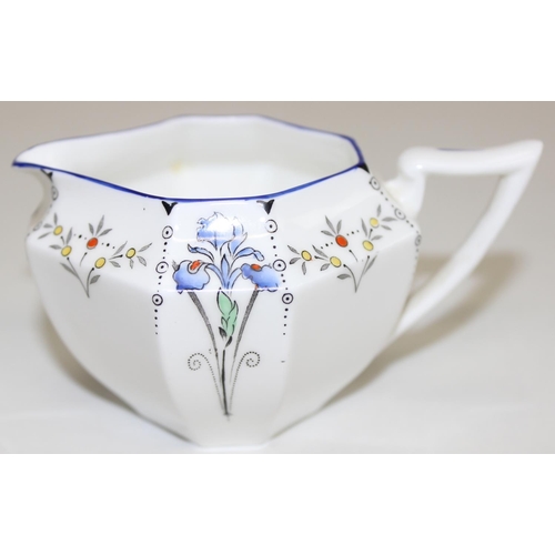 1485 - An early 20th century Shelley Blue Iris pattern tea set, pattern number 11561, shape number 723404, ... 