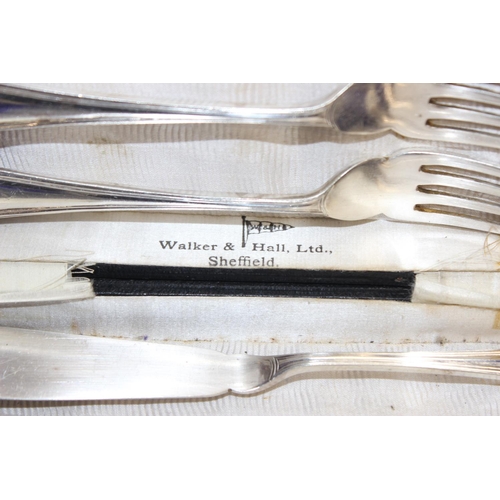 1037 - 4 boxed sets of assorted silver-plated flatware to incl Walker & Hall