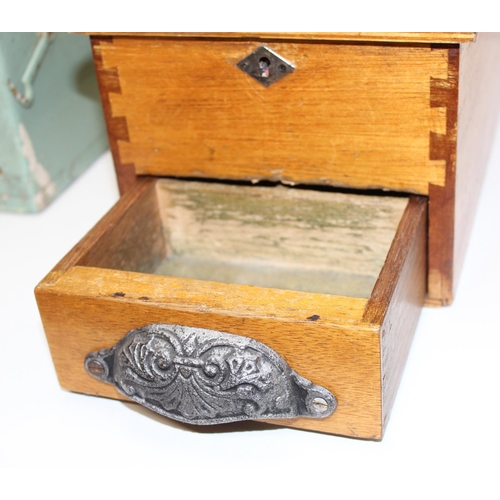 310 - Mixed vintage wooden items to incl cash till, spirit level, tank inspection lamp box, first aid box ... 