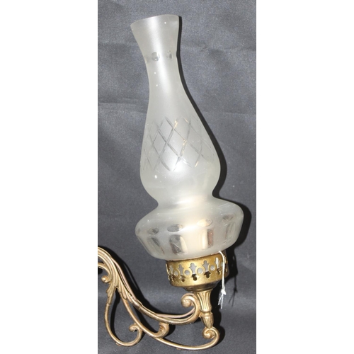 291 - Italian lamps - A large ornate wall sconce with frosted glass shade, approx 33cm tall - imported dir... 