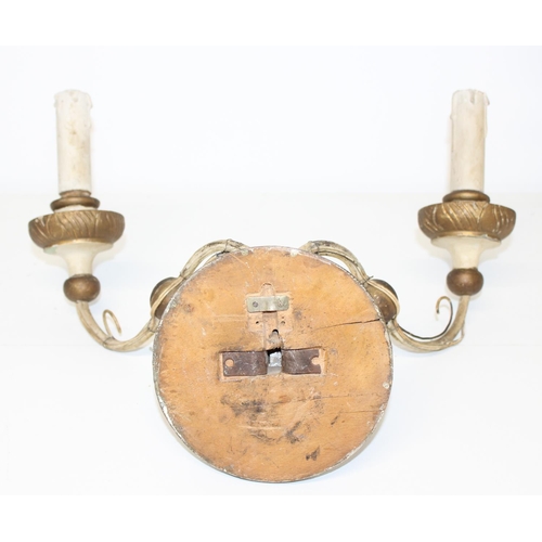 293 - Italian lamps - A pair of early 20th century carved wooden wall sconces with gilt decoration, approx... 