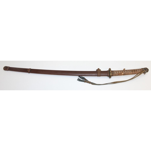 1400 - A vintage Japanese samurai sword, believed to be a c.WW2 period officers sword, with painted sheath,... 