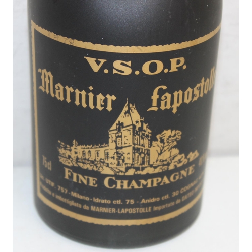 1597 - Vintage bottle of V.S.O.P Marnier Lapostolle fine Champagne cognac (75cl)