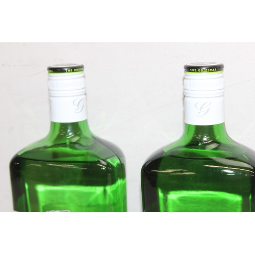 1599E - 2 x bottles of Gordon's Dry London Gin (1 litre)