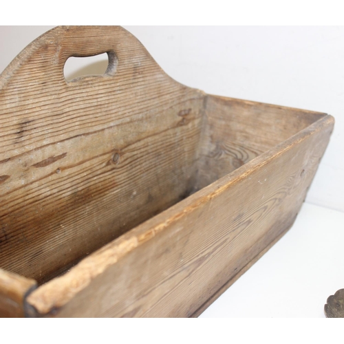 1613 - A vintage pitch pine trug or tray with handle and a qty of assorted misc items, mainly woodenware, t... 