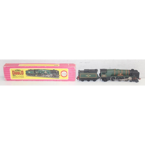 650 - Vintage Hornby OO gauge locomotive in box, 2235 4-6-2 West Country Barnstaple & Tender, boxed