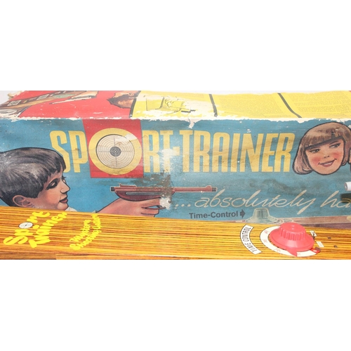 685 - Vintage Technofix Sport-Trainer toy in original box (approx 82cm)