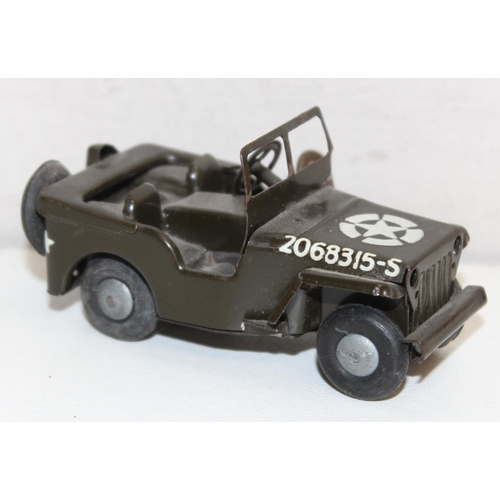 687 - Triang Minic Jeep No 1 clockwork toy in box with key