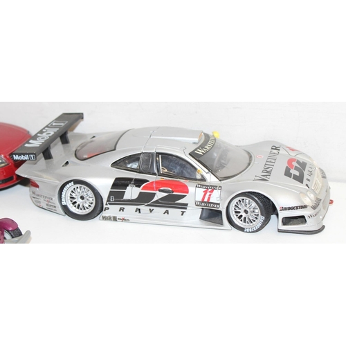 691 - Qty of assorted Maisto model cars to inc a boxed Porsche 911 GT1 LE Mans 1998, mainly 1/18 or 1/24 s... 