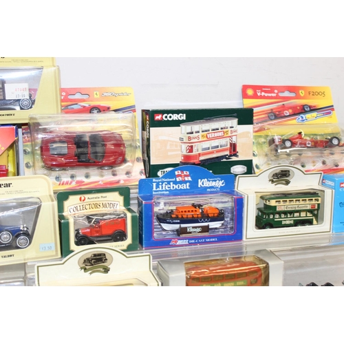 694 - Qty of assorted mixed toy cars and other vehicles to inc Corgi, Models of Yesteryear etc, some boxed... 